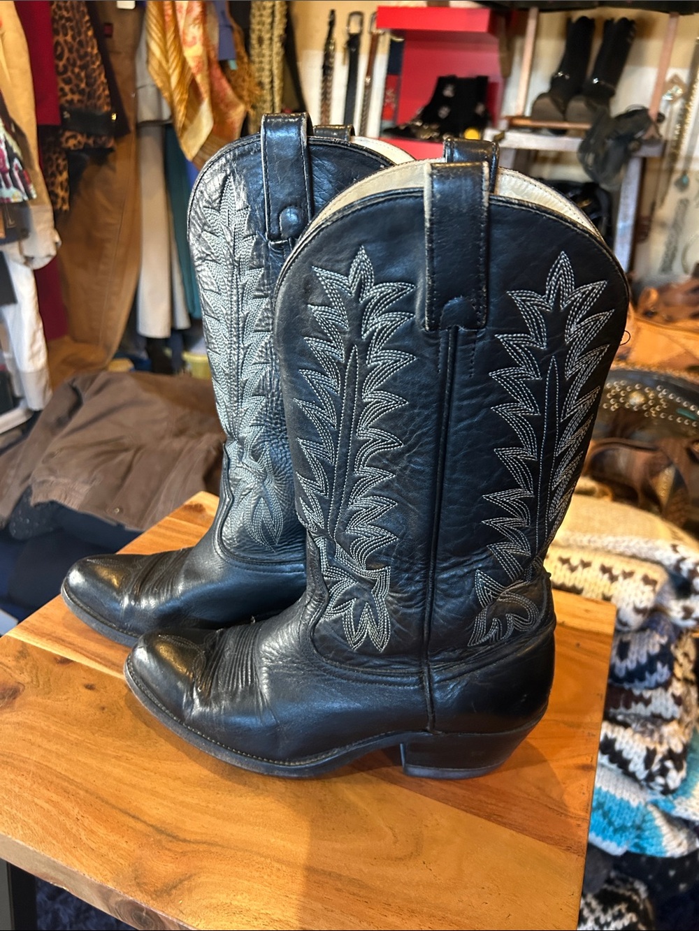 Black Western Embroidered Leather Cowboy Boots -women’s 9.5 - men’s 8